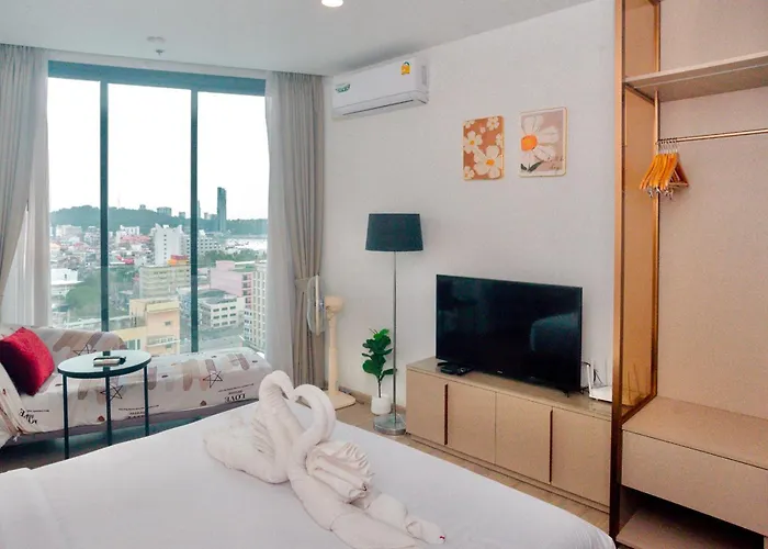 Edge Central Pattaya Luxury Apartment For Relax